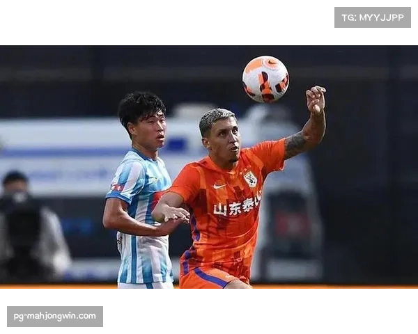 “拉沃尔皮亚纳”战术应用增多，中场回撤长传成破局新钥匙